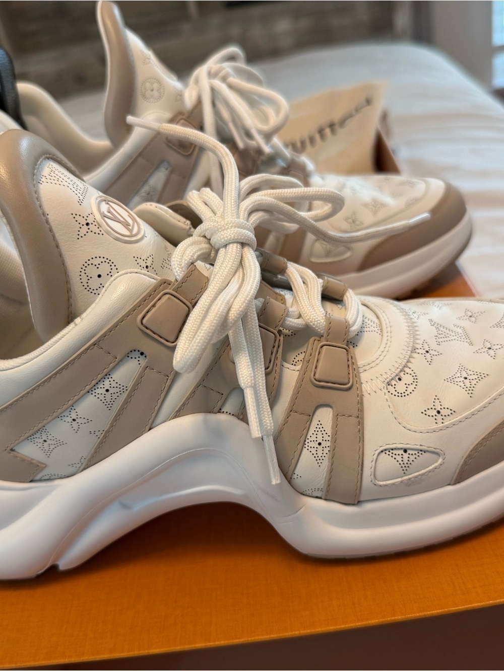 Louis Vuitton Archlight Sneakers White Beige
